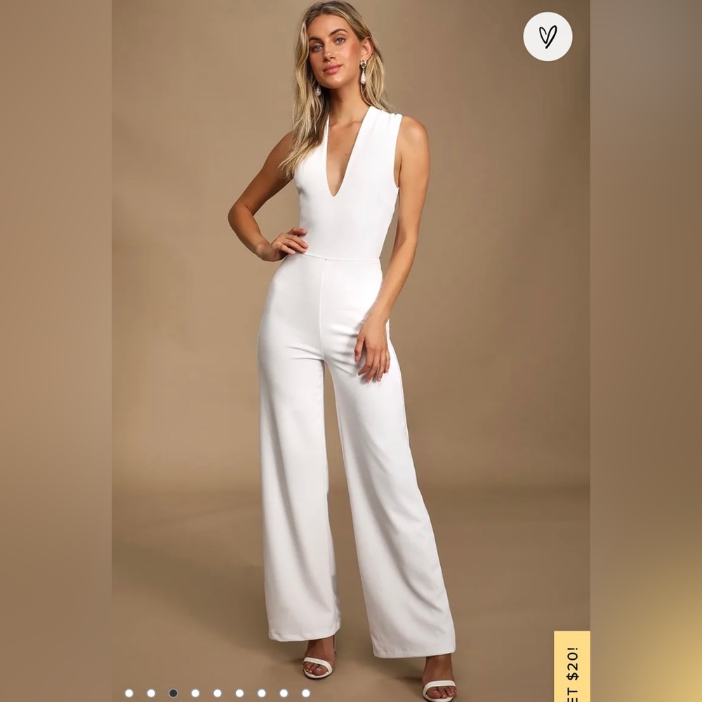 White Jumpsuit from Lulu’s (Size 10) Never Worn with Tags